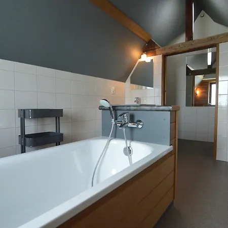 Gorgeous In With In-house Theatre & Pool